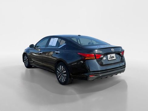 Used 2023 Nissan Altima 2.5 SV image 6
