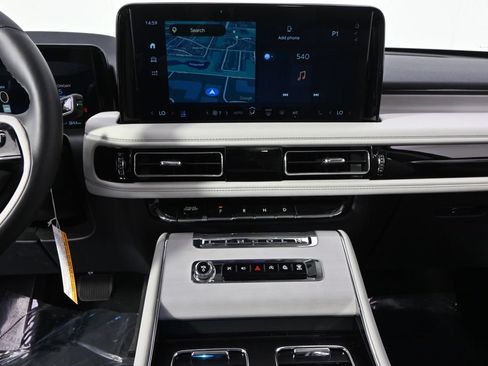 New 2026 Lincoln Aviator Reserve AWD/4WD image 26