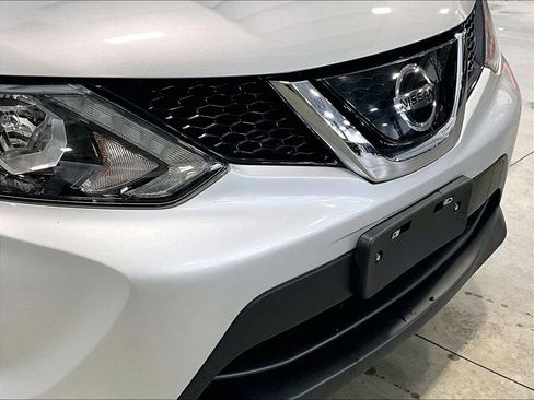 Used 2019 Nissan Rogue Sport S w/ Appearance Package AWD/4WD image 33