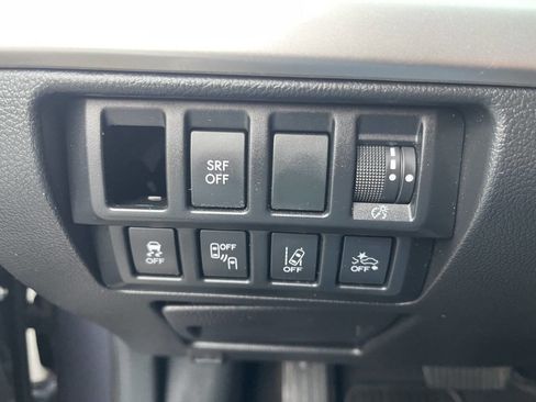 Used 2015 Subaru Legacy 2.5i Limited image 21