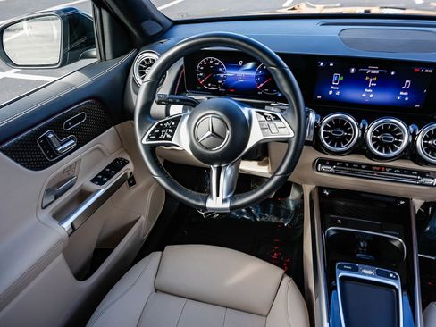Certified 2025 Mercedes-Benz GLB 250 image 14