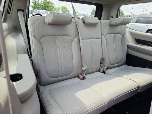 Used 2024 Jeep Wagoneer 4WD w/ Premium Group I image 18