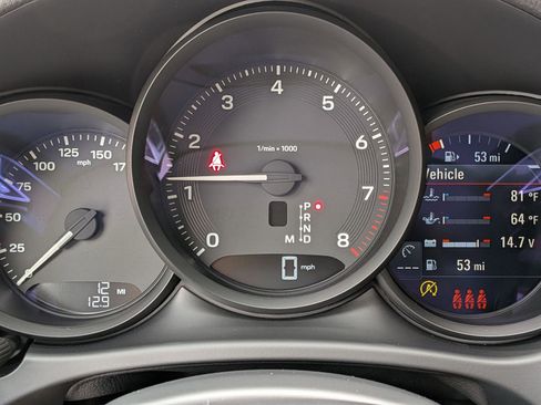 New 2026 Porsche Macan image 17