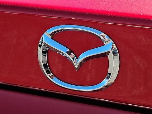 Used 2016 MAZDA MX-5 Miata Sport image 28