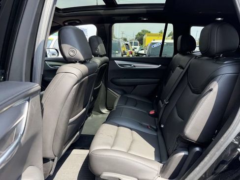 Certified 2024 Cadillac XT6 Luxury w/ LPO, Floor Liner Package AWD/4WD image 12