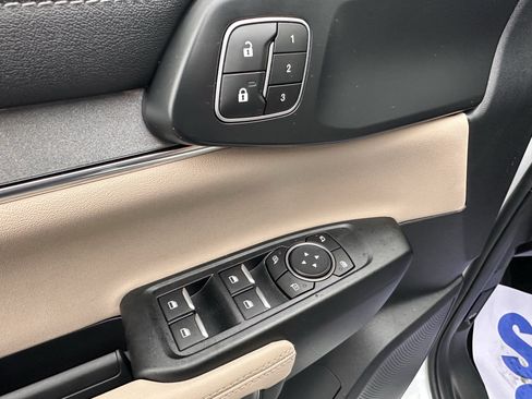 New 2025 Ford Ranger Lariat w/ FX4 Off-Road Package image 17