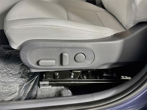 Used 2025 Hyundai Kona SEL FWD image 20