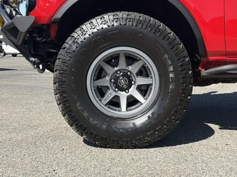 Used 2021 Ford Bronco Wildtrak AWD/4WD image 27