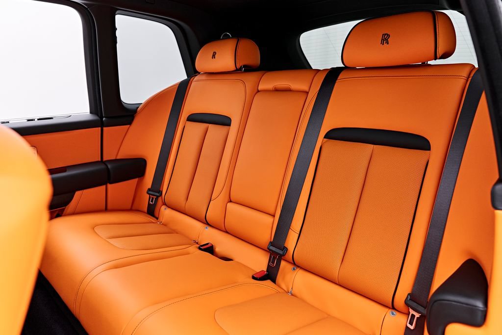 Used 2026 Rolls-Royce Cullinan w/ Cullinan Package AWD/4WD image 58