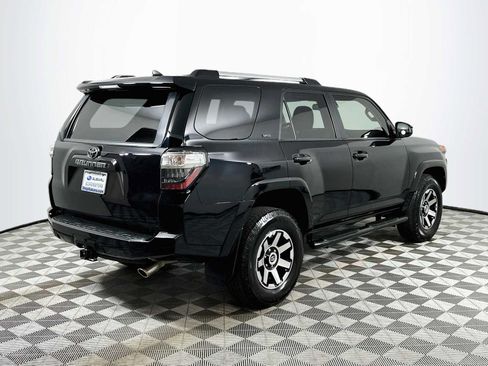 Used 2022 Toyota 4Runner SR5 AWD/4WD image 7