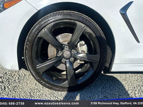 Used 2019 Genesis G70 2.0T Advanced w/ Sport Package image 10