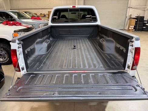 Used 2000 Ford F350 XLT AWD/4WD image 14