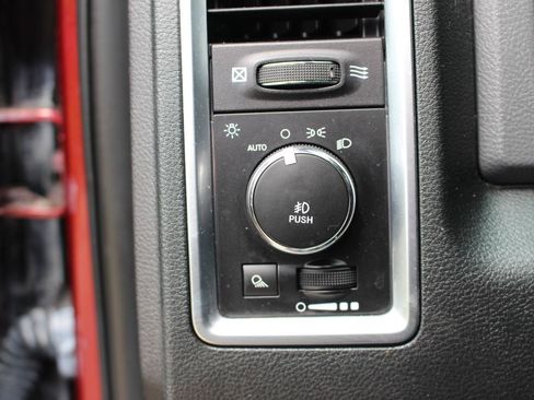 Used 2016 RAM 1500 Big Horn AWD/4WD image 18