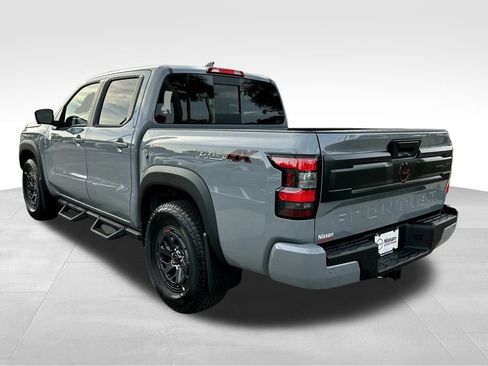 New 2025 Nissan Frontier PRO-4X w/ Pro Convenience Package image 4