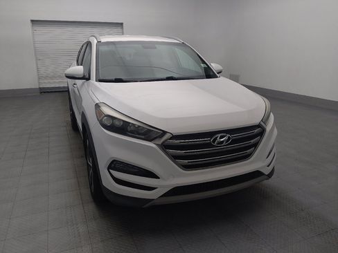 Used 2018 Hyundai Tucson Limited FWD image 14