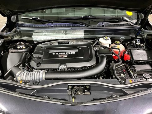 Used 2022 Cadillac XT4 Sport w/ Enhanced Visibility Package FWD image 32