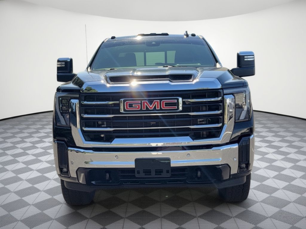 Used 2024 GMC Sierra 3500 SLT w/ SLT Premium Package AWD/4WD image 6