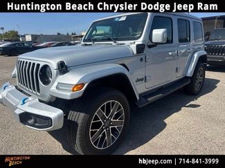 Used 2023 Jeep Wrangler Unlimited Sahara AWD/4WD video 1