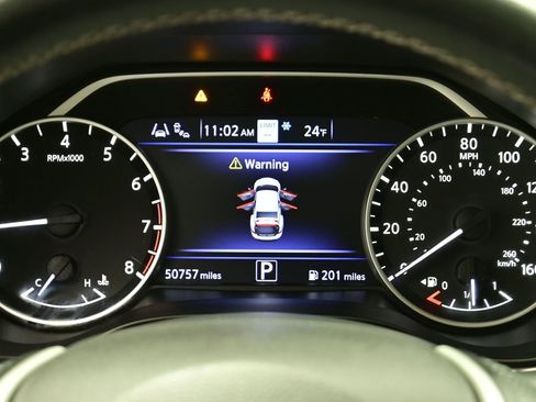 Used 2023 Nissan Maxima SV w/ Floor Mat Group image 5