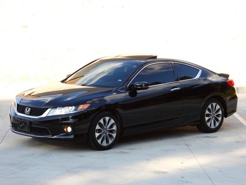 Used 2015 Honda Accord EX image 17