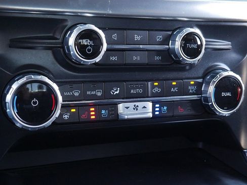 Used 2022 Ford F150 Lariat w/ Equipment Group 502A High image 50