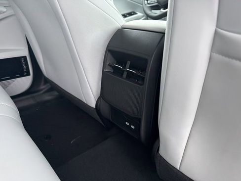 New 2026 Jeep Cherokee Limited image 17