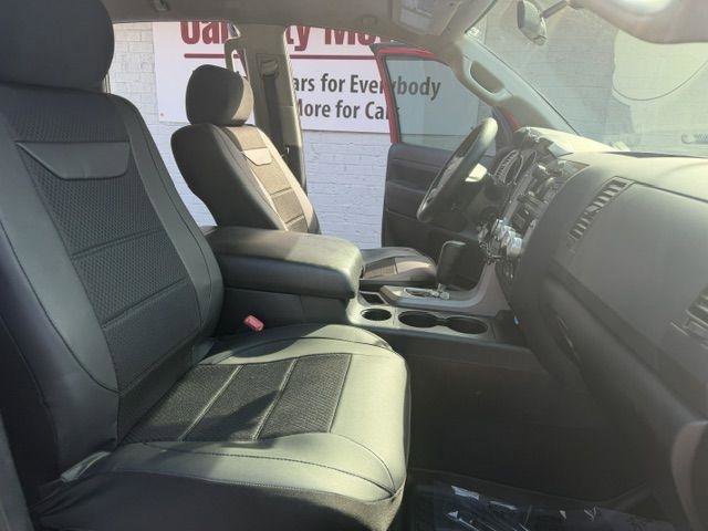 Used 2011 Toyota Tundra 4x4 Double Cab w/ TRD Off-Road Pkg image 11