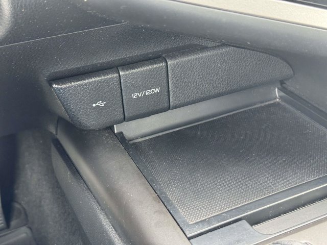 Used 2024 Toyota Camry SE w/ Cold Weather Package FWD image 37