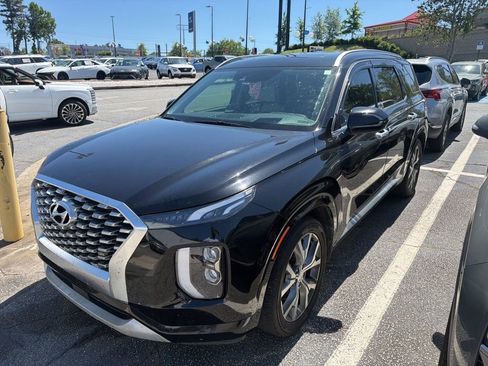 Used 2021 Hyundai Palisade Limited FWD image 2