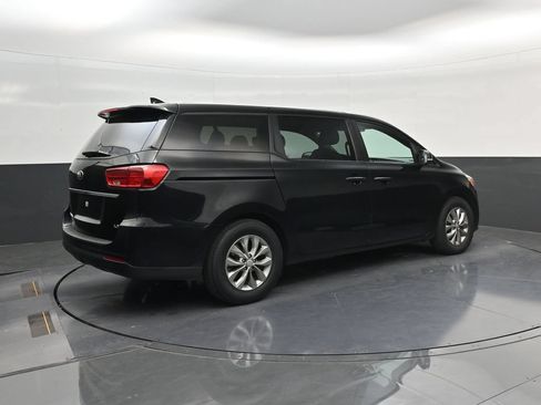 Used 2020 Kia Sedona LX FWD image 7