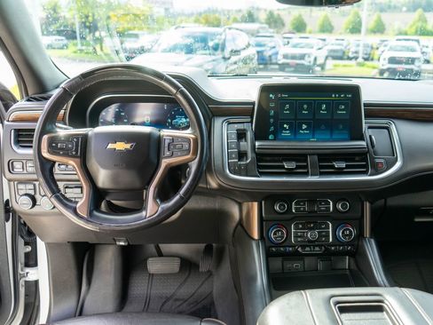 Used 2024 Chevrolet Tahoe High Country w/ Advanced Technology Package AWD/4WD image 17