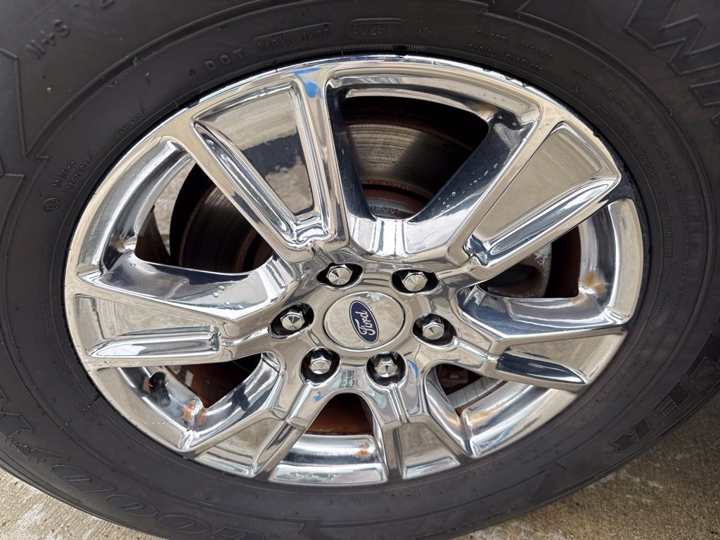 Used 2017 Ford F150 XLT w/ Equipment Group 302A Luxury AWD/4WD image 35