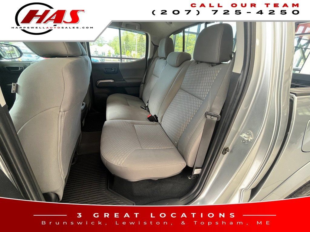 Used 2023 Toyota Tacoma SR5 AWD/4WD image 12