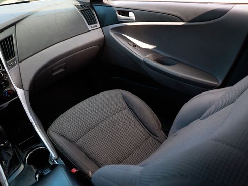 Used 2011 Hyundai Sonata GLS image 22