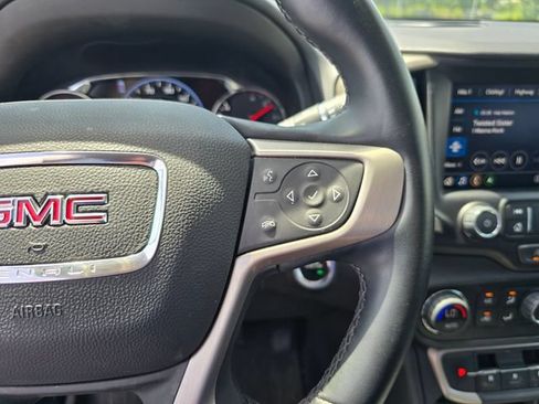 Used 2023 GMC Terrain Denali w/ Denali Premium Package AWD/4WD image 30