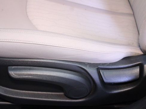 Used 2016 Hyundai Sonata SE image 18