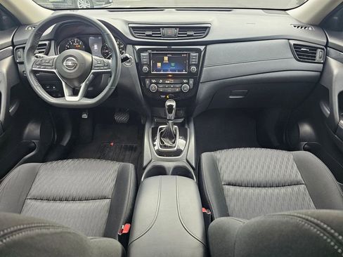 Used 2018 Nissan Rogue SV FWD image 16