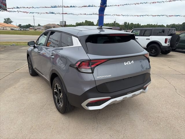 Used 2025 Kia Sportage LX AWD/4WD image 4
