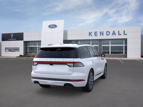 New 2026 Lincoln Aviator AWD w/ Jet Appearance Package image 8