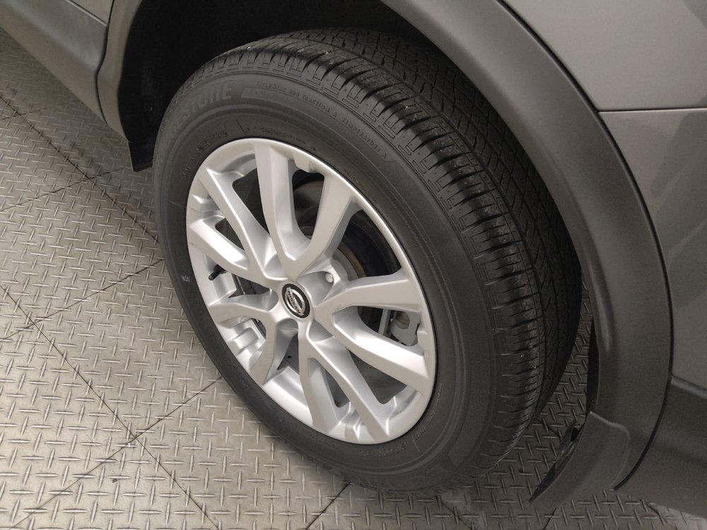 Used 2021 Nissan Rogue Sport S FWD image 31