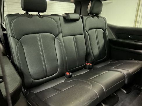 Used 2024 Jeep Wagoneer 4WD w/ Premium Group I image 28