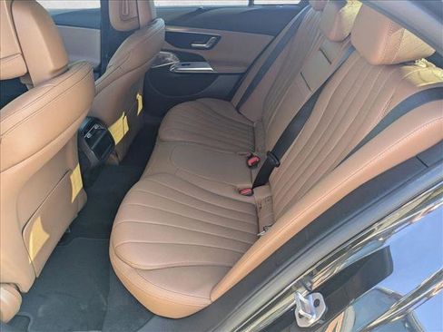 New 2026 Mercedes-Benz E 450 4MATIC Sedan image 16