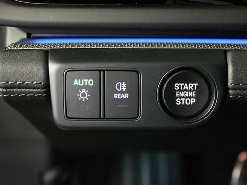 Certified 2025 Porsche Panamera 4 image 22