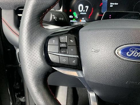 Used 2025 Ford Explorer ST-Line w/ ST-Line Street Pack AWD/4WD image 18