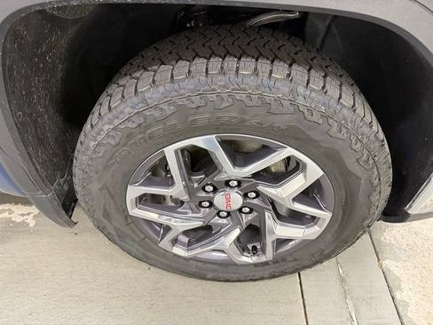 Certified 2024 GMC Sierra 1500 SLE image 4