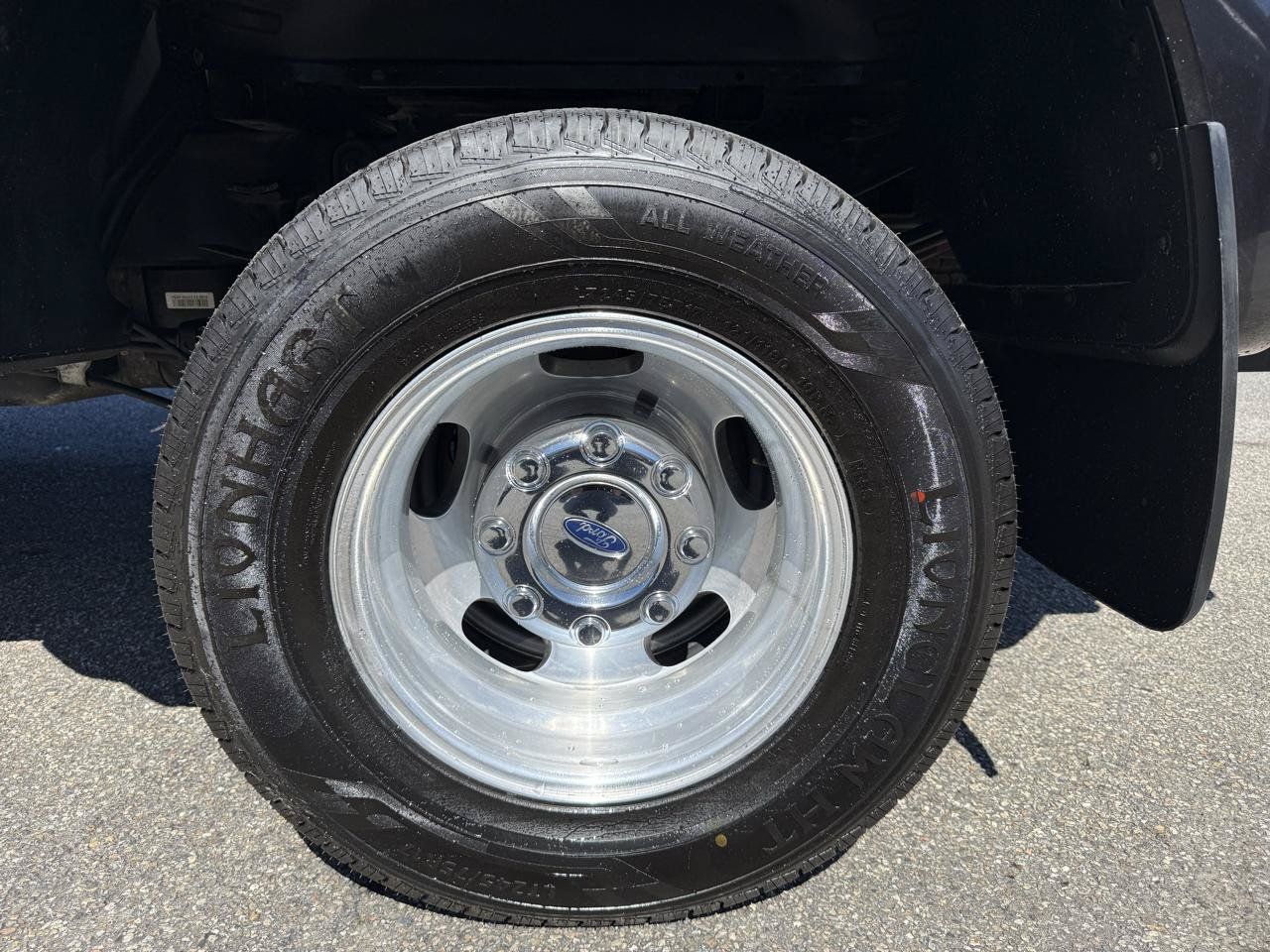 Used 2019 Ford F350 XL w/ STX Appearance Package AWD/4WD image 8
