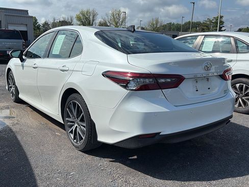 Used 2024 Toyota Camry XLE w/ Navigation Package AWD/4WD image 4