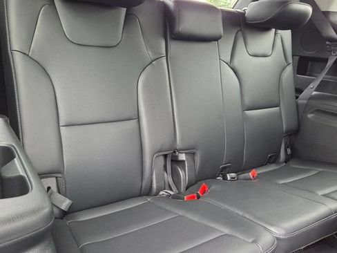 Used 2023 Kia Telluride LX FWD image 18