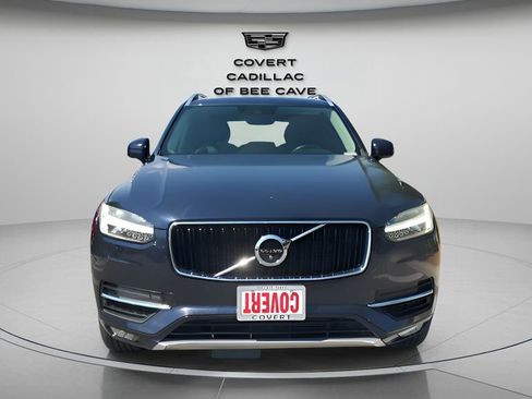 Used 2017 Volvo XC90 T5 Momentum w/ Vision Package image 2