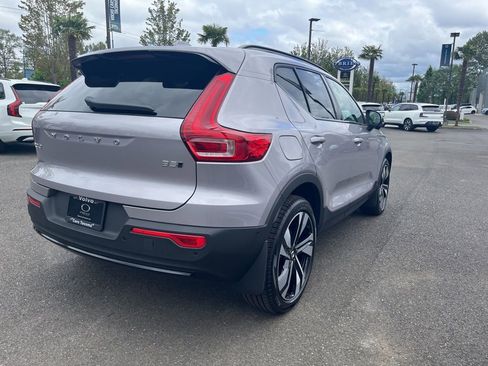 New 2026 Volvo XC40 B5 Ultra w/ Climate Package AWD/4WD image 7